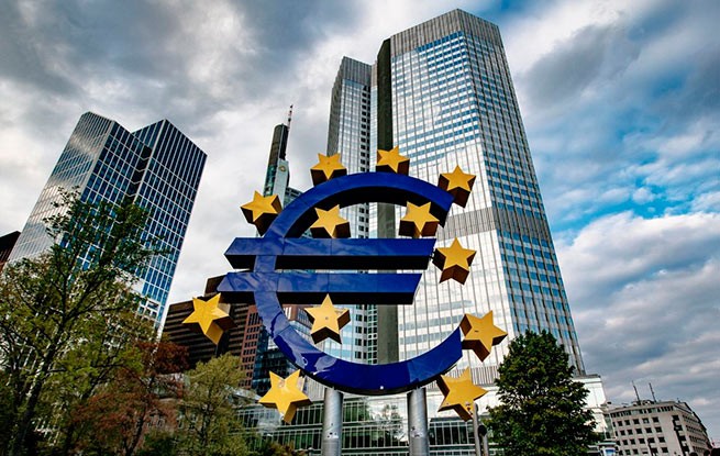 ЕЦБ повысил процентную ставку на полпункта, несмотря на потрясения в банковском секторе