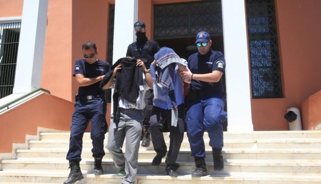 Греция: Суд над турецкими военными отложен до второй половины августа