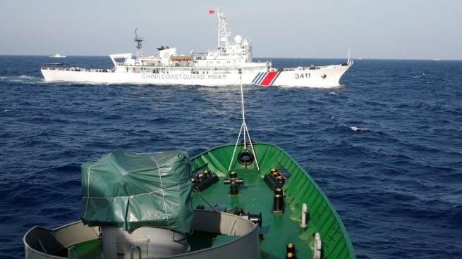 Китай: новый закон разрешает береговой охране открывать огонь по иностранным судам