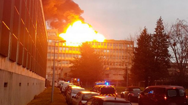 В университете города Лиона произошел мощный взрыв
