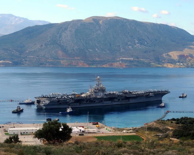 США задумались о расширении базы НАТО в бухте Суда на Крите