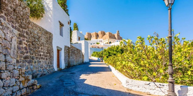 Figaro: греческий остров "для духовной подзарядки"