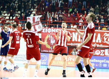 Греческие волейбольные клубы стартуют в европейских кубковых турнирах