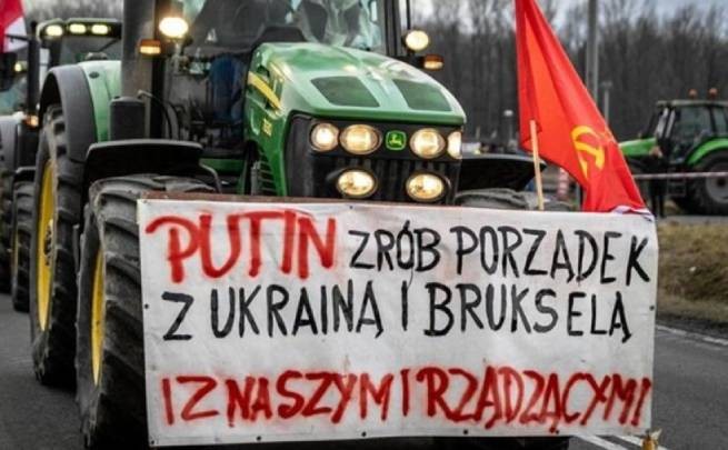 МИД Польши "глубоко обеспокоен" призывом к Путину