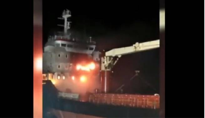 Взрыв на судне в Черном море, капитан корабля числится пропавшим без вести