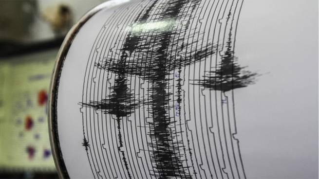 Землетрясения 4,1 и 4,7 балла возле Нисироса