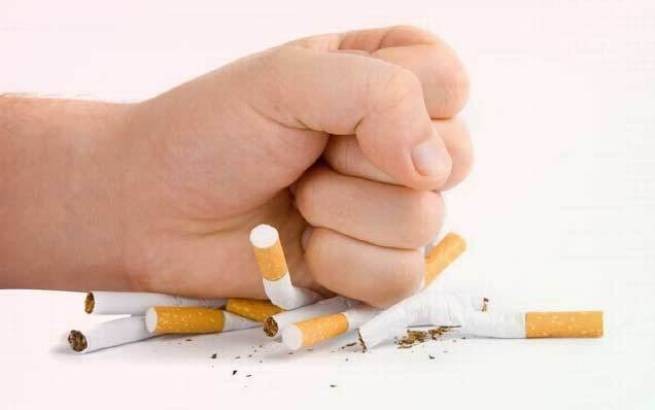 США: у 97% маленьких детей обнаружены следы никотина на руках