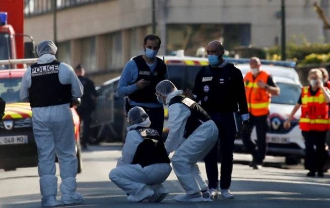 Франция: убийство полицейской признано терактом