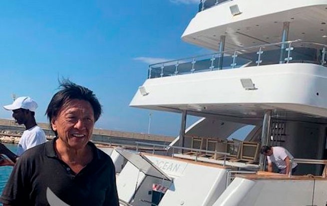 Джеки Чан в отпуске на Кипре