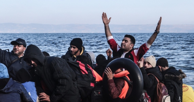 25.000 беженцев и мигрантов прибыло на Эгейские острова в 2017 году