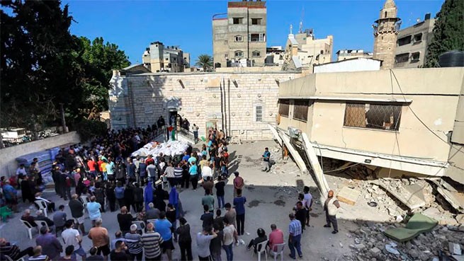 Восемь греков оказались в ловушке в монастыре Святого Порфирия в Газе