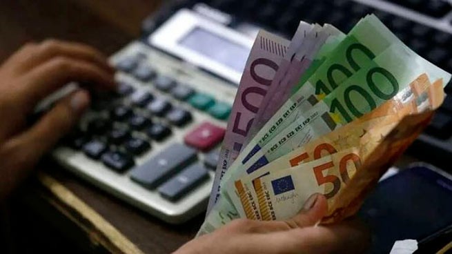 Минимальная зарплата: на уровне 830 евро - завтрашние заявления К.Мицотакиса