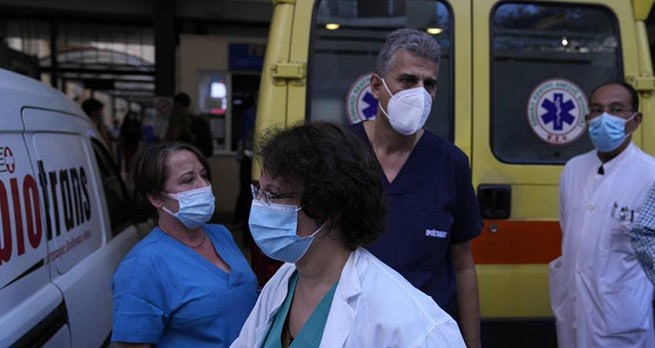 Обязательная вакцинация работников медицинских учреждений закреплена Конституцией Греции