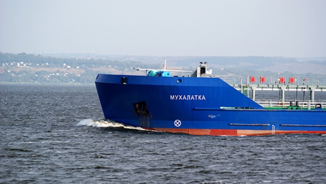 СМИ утверждают, что российские танкеры нарушали санкции ЕС заходя в порты Греции