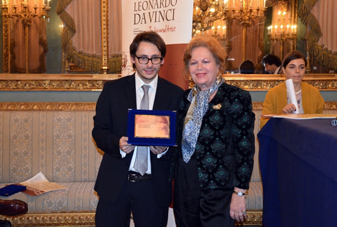 Греческой художнице Георгии Коккини присуждена Международная премия Леонардо да Винчи
