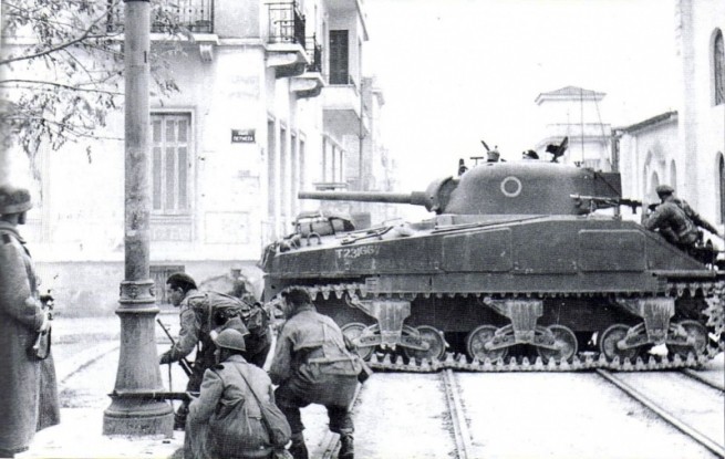 5 декабря 1944 года британские танки вышли на улицы Афин