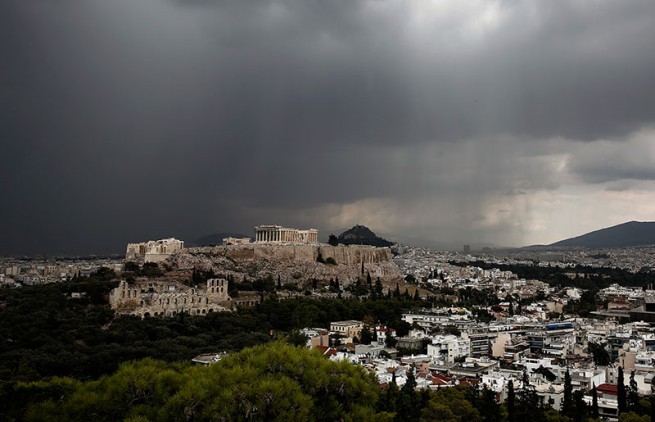 В Грецию приходит осень: температура понизится на 10°С, проливные дожди