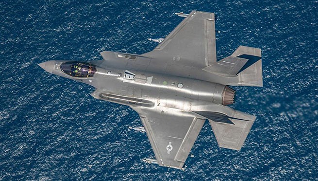 Bloomberg: «Турция за расширение НАТО хочет F-35, F-16 Viper и снятие претензий по С-400»
