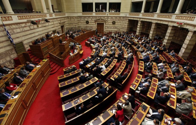 Правительство Греции вынесет в парламент вопрос о доверии
