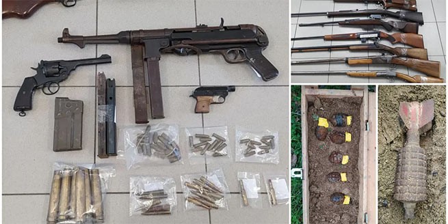 Крупная операция EL.AΣ. во Флорине: 14 арестов. Среди находок - оружие, боеприпасы, гранаты и мины