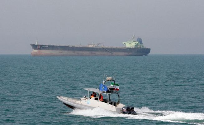 Iran urges Greece to resolve two tanker issue without US involvement