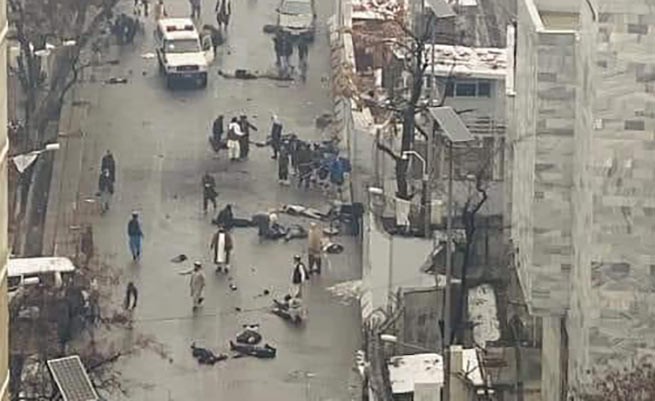 Террорист-самоубийца взорвал здание министерства в Кабуле