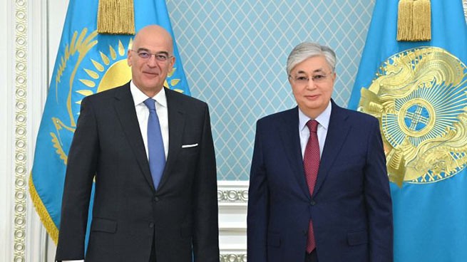 Президент Казахстана принял главу МИД Греции