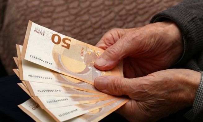 ΕΦΚΑ: До 10.000 евро ретроспективная выплата пенсий