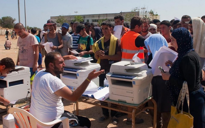 Ципрас: ЕС должен дать нам "скидку" за беженцев