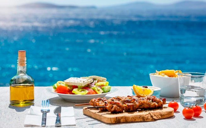 CNN: Греческая кухня занимает 7-е место в рейтинге лучших в мире