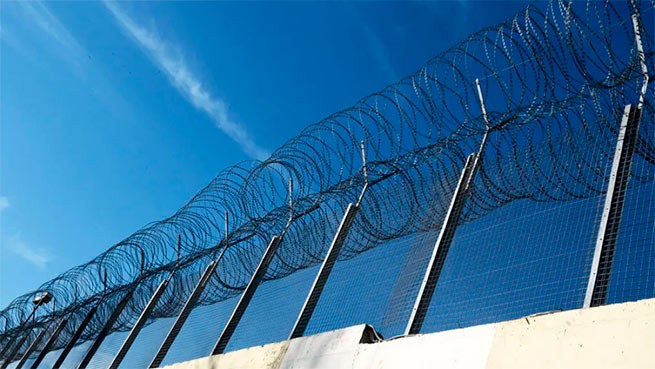 Заключенные объявили голодовку в нескольких тюрьмах Греции