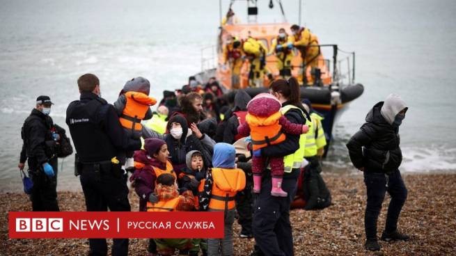 Великобритания хочет отселить мигрантов на остров в центре Атлантического океана