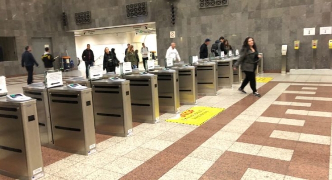 Бесплатный тариф в метро ΗΔΙΚΑ, после закрытия турникетов