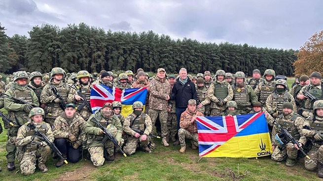 Залужный в Британии посоветовал украинским военным &quot;не бояться смерти&quot;