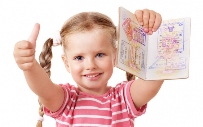 Украина: Как изменятся правила поездок с ребенком за границу с безвизовым режимом