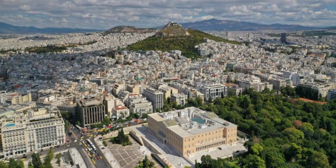 EE: в Афинах один из четырех офисов «универсальных услуг» для поддержки уязвимых домохозяйств