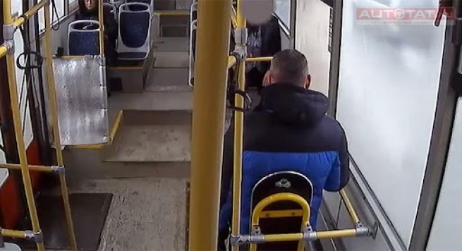 Шок в Салониках: в автобусе ехал вооруженный мужчина