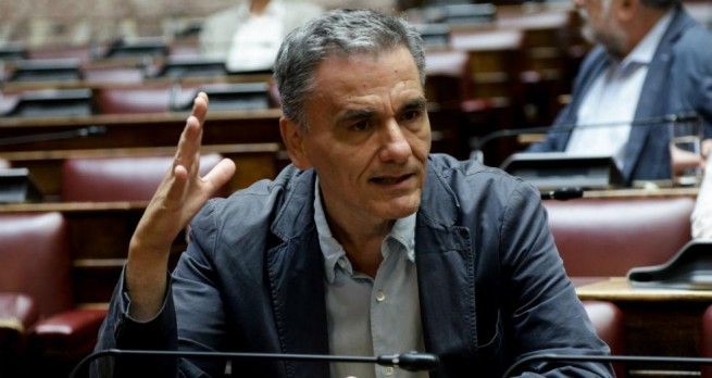 Тсакалотос: «Экономика рушится, а правительство ослепло»