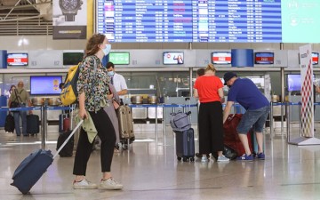 Пассажиропоток в аэропортах Греции резко вырос в январе-апреле 2022 года