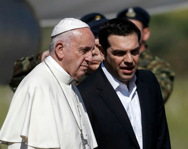 Папа Франциск считает, что Ципрас заслуживает Нобелевской премии по решению проблемы с мигрантами