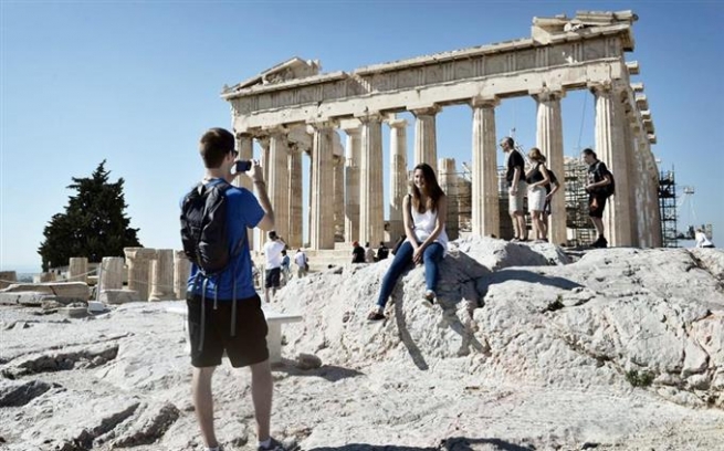 В Греции выросло чисто работников занятых в сфере туризма