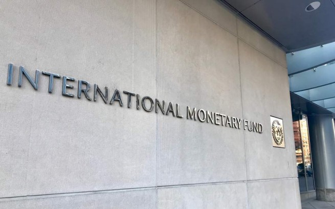 Греция пытается досрочно погасить большую часть долга МВФ
