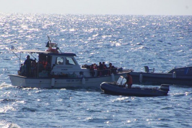 121 мигранта спасли в понедельник утром в Эгейском море