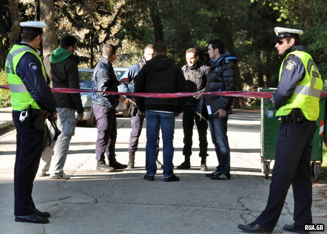 Албанцы-подростки грабили туристов... возле Акрополя