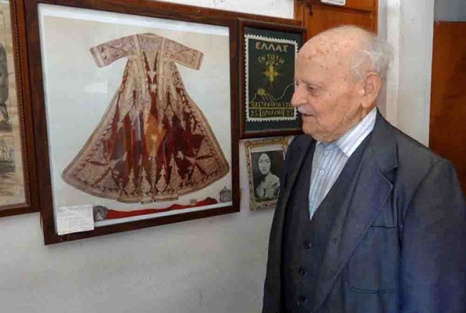 Георгиос Скаяс – 95-летний портной, художник, историк и писатель