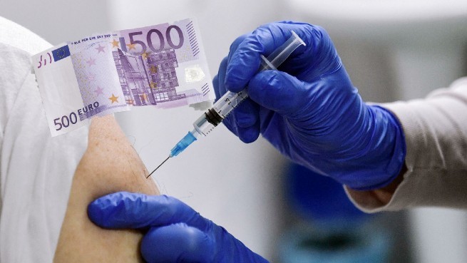 Мужчина, предложивший взятку 500 евро за фальшивую вакцинацию, опознан