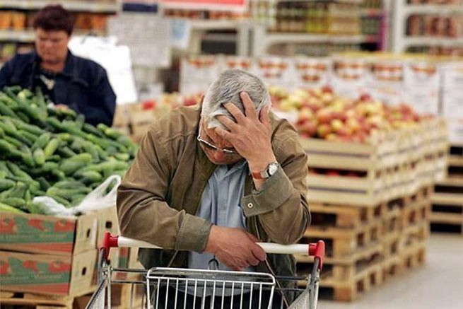 Греция: трагический рост цен — 25% за один месяц — на продукты питания в супермаркетах