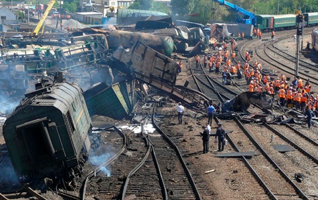 Поезд с греческими 155-мм боеприпасами взорван в Украине