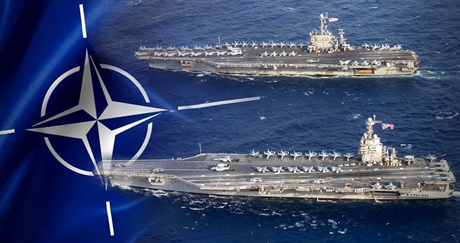 НАТО перебрасывает в Средиземное море 5 авианосцев с 300 самолетами. Что ответит Россия