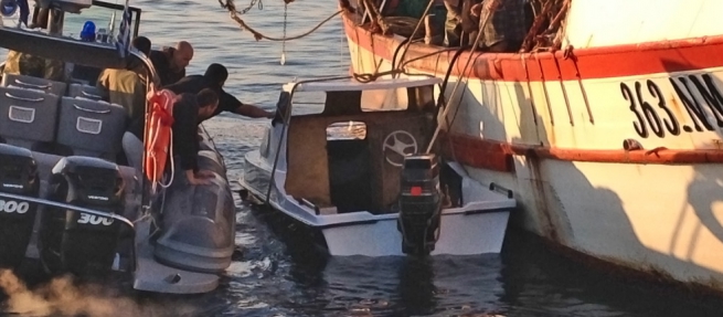 Митилини: обнаружено судно с нелегальными иммигрантами